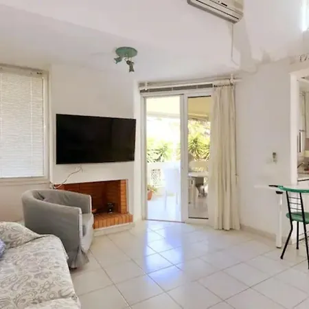 Bobby's House * Hanioti
