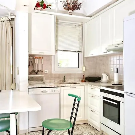 Bobby's House Apartment *
