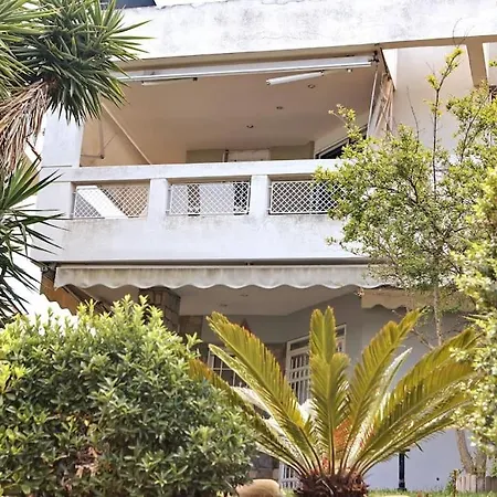 Bobby's House Χανιώτη